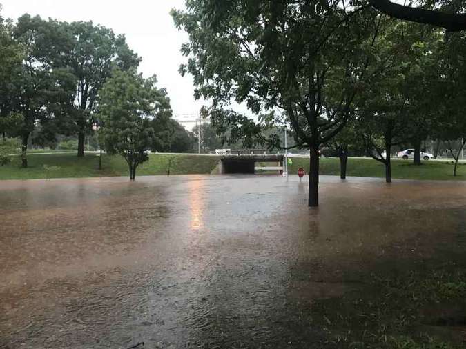 Previsão do Inmet é de mais chuva forte no DF nesta segunda