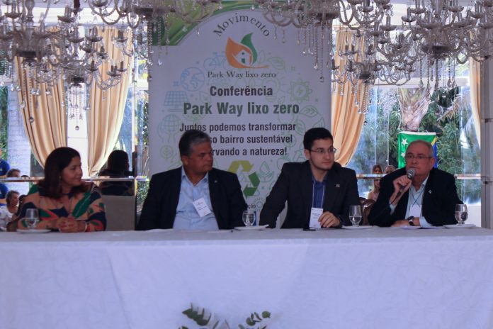 Secretaria de Atendimento a Comunidade participa do Park Way Lixo Zero