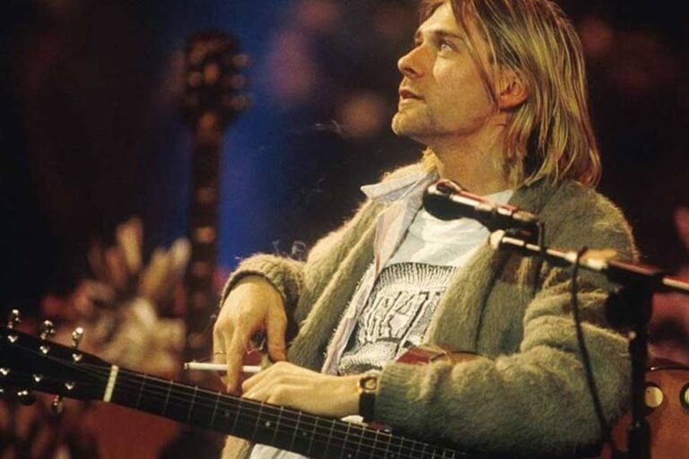 EUA: Justiça reabre processo contra o Nirvana por pornografia infantil