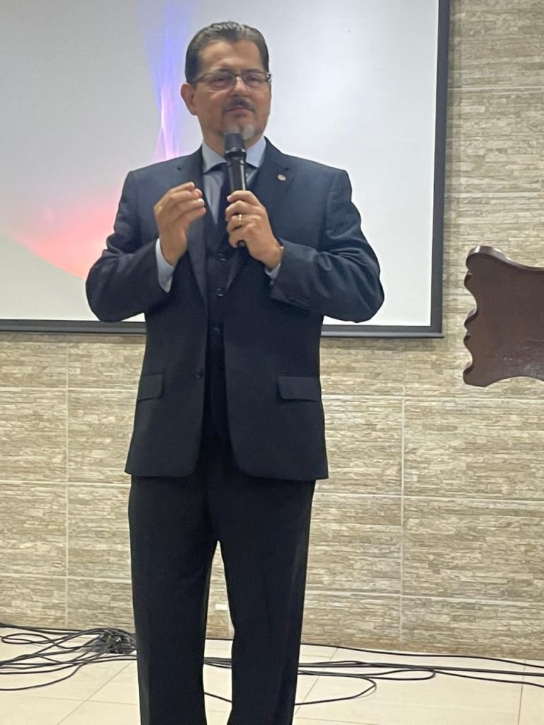 Pré-candidato a Deputado Federal, Jornalista Donny Silva Repudia Ataques Contra Celina Leão